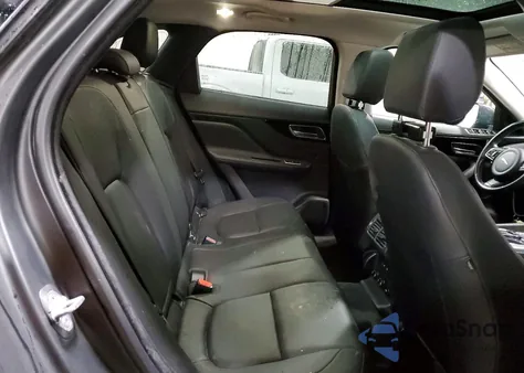 2018 Jaguar F-Pace Premium z USA, uszkodzony, nr VIN SADCJ2FX5JA326841